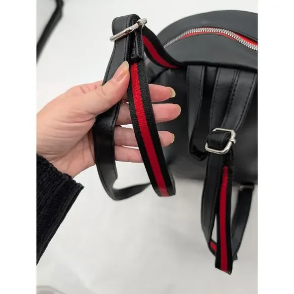 Friday The 13th Mini Backpack Jason Voohees Mask Bag By Bioworld Halloween - Picture 6 of 16